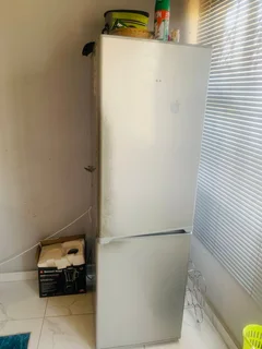 Fridge and freezer repairs onsite
