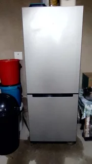 Fridge and freezer repairs on-site