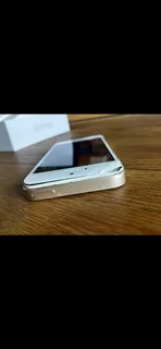 IPhone SE 1st gen 16gb Gold