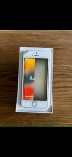 IPhone SE 1st gen 16gb Gold