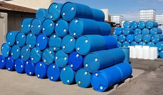 250L CLOSEDTOP BARRELS/DRUMS &#64;R160 BARGAIN