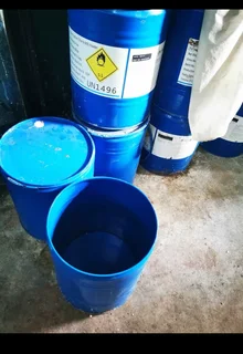 METAL/STEEL CANS WITH LIDS R60 EACH