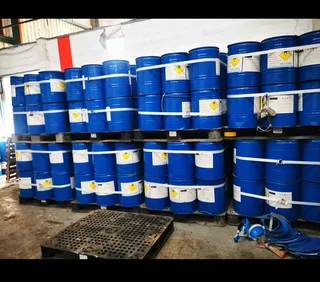 Metal/steel Cans With Lids R60 Each