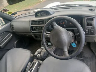 Colt bakkie 4x4 diesel tdi intercooler. ....87k