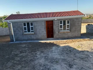 4 Room House Available In Mdantsane For R3500 P/m. Prepaid Electricity (available 1st Of December)