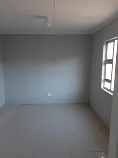 4 room house available in Mdantsane for R3500 P/m. PREPAID ELECTRICITY (Available 1st of December)