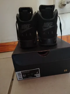 Pre loved Jordan takkies