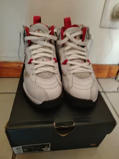 Pre loved Jordan takkies