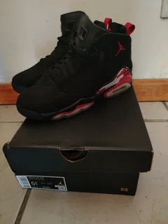 Pre loved Jordan takkies