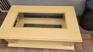 Coffee table and side table