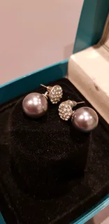 Beautiful pearl stud