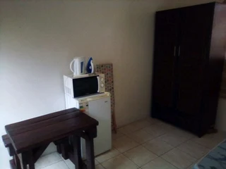 Rooms to rent (Pimville zone 1)