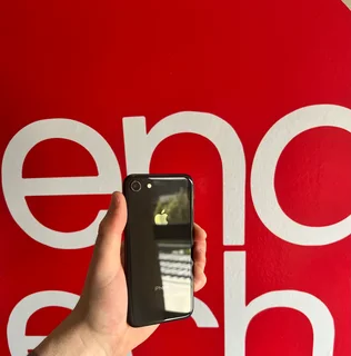 iPhone 8 64gb (LIKE NEW)