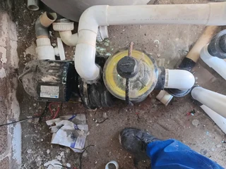 Netcom  Swimming  Pools