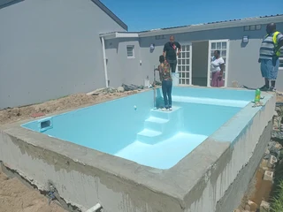 Netcom  Swimming  Pools