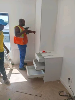 Netcom  Swimming  Pools