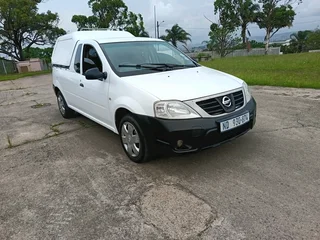 Nissan np200 1.6i