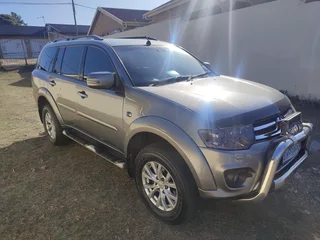 2014 Mitsubishi Pajerosport Automatic