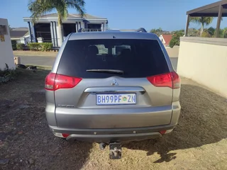 2014 Mitsubishi Pajerosport Automatic