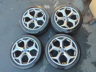 18inch focus st rims and tyres