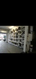 New and used wheels and tires