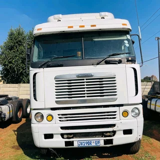 2011 freighterline Argos CAT-C15