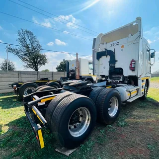 2011 freighterline Argos CAT-C15