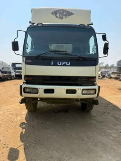 2005 Isuzu Fvr900 Closed Body