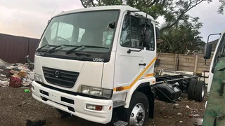 2016 Nissan UD90 8Ton Dropside