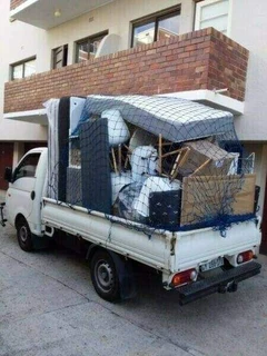 REMOVALS AND DELIVERY SERVICE BAKKIE FOR HIRE AVAILABLE EVERYDAY 0839921593