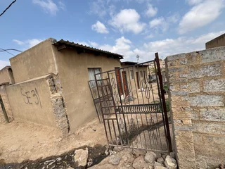 4 rooms stand for sale in ivory park emavivi