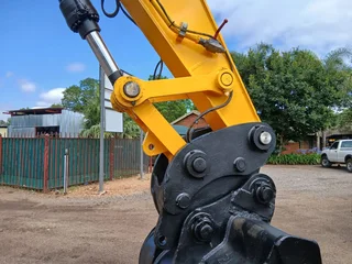 2009 JCB JS240SC Excavator