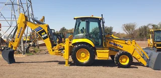2008 - Komatsu WB93R 4X4
