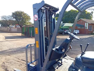 2015 Linde Forklift H18D