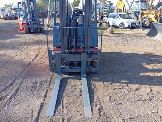 2015 Linde Forklift H18D