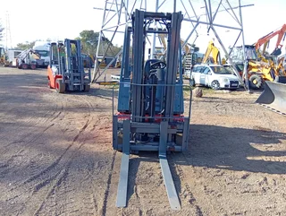 2015 Linde Forklift H18D