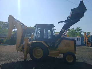 1992 Caterpillar 428B 4X2