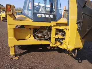 1992 Caterpillar 428B 4X2