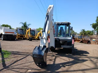 2018 Bobcat B730 4X4