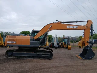 2023 CASE CX220C