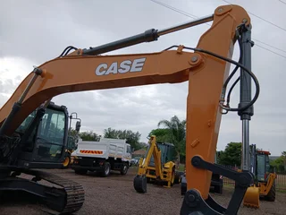 2023 CASE CX220C