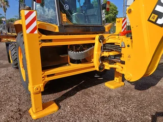 2020 JCB 3DX
