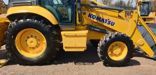 2008 - Komatsu WB93R 4X4