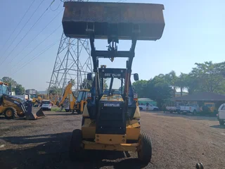 1992 Caterpillar 428B 4X2