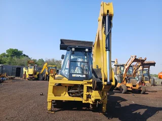 1992 Caterpillar 428B 4X2