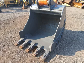 2006 Doosan DK220LCY