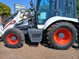 2018 Bobcat B730 4X4