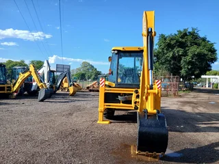 2020 JCB 3DX