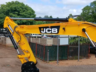 2009 JCB JS240SC Excavator