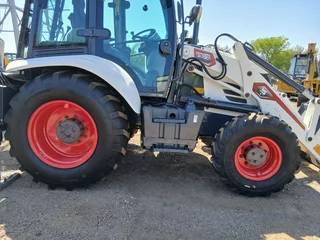 2018 Bobcat B730 4X4